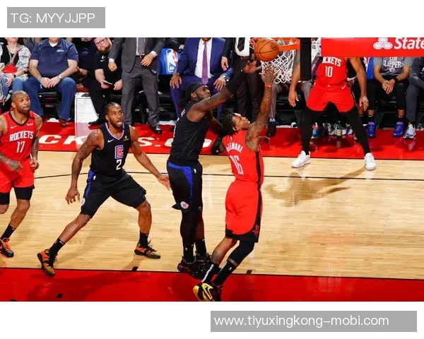 克雷格波特第三节火力全开三分球五投全中助球队逆转胜利 克雷格波特第三节火力全开三分球五投全中助球队逆转胜利