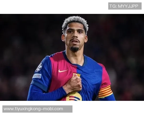 巴萨备战周末联赛加维阿劳霍奥尔莫缺席训练引关注 巴萨备战周末联赛加维阿劳霍奥尔莫缺席训练引关注